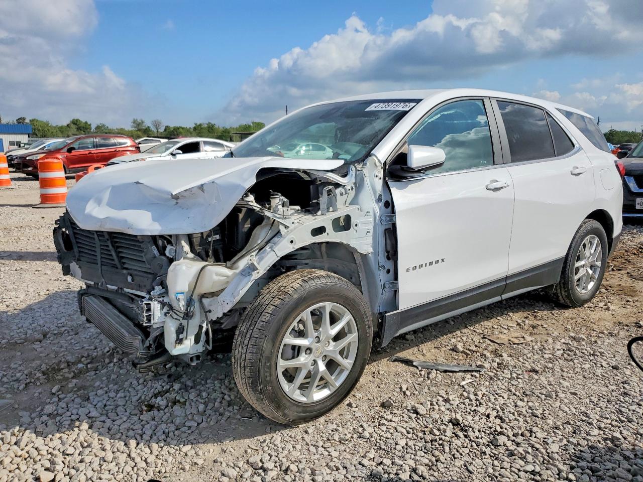 Salvage Chevrolet Equinox Image