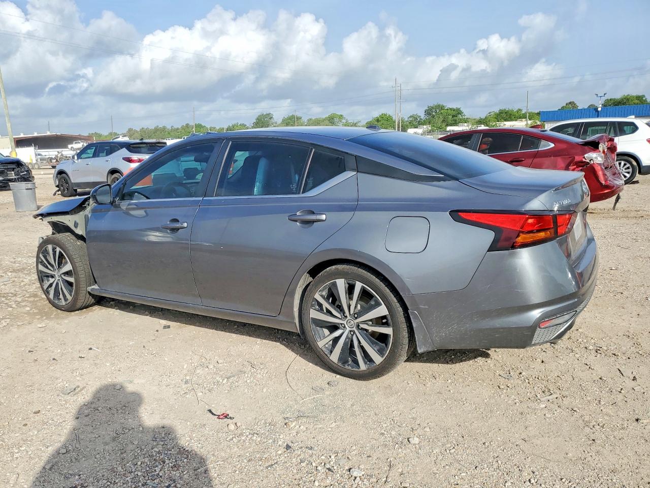 Nissan Altima Sr