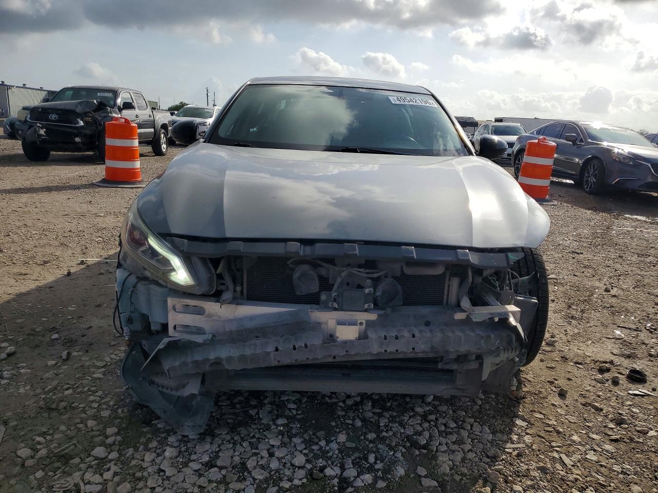 Nissan Altima Sr