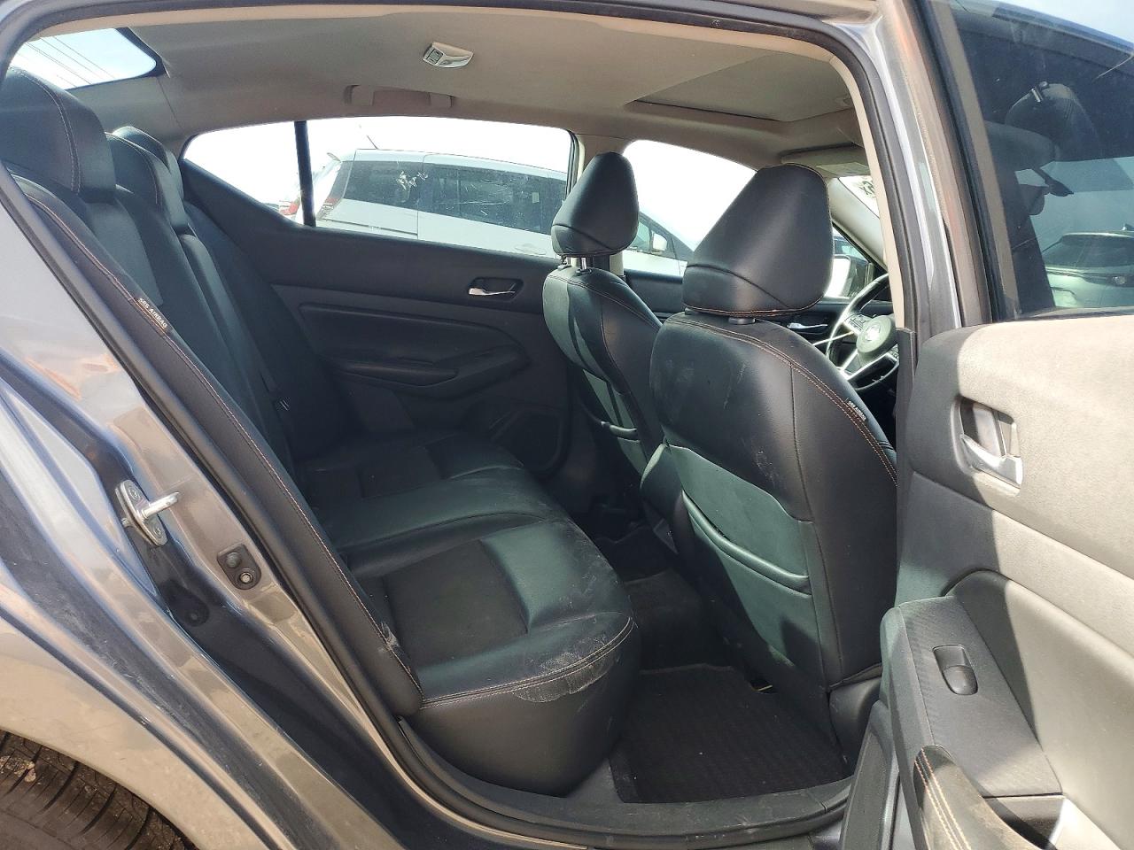 Nissan Altima Sr