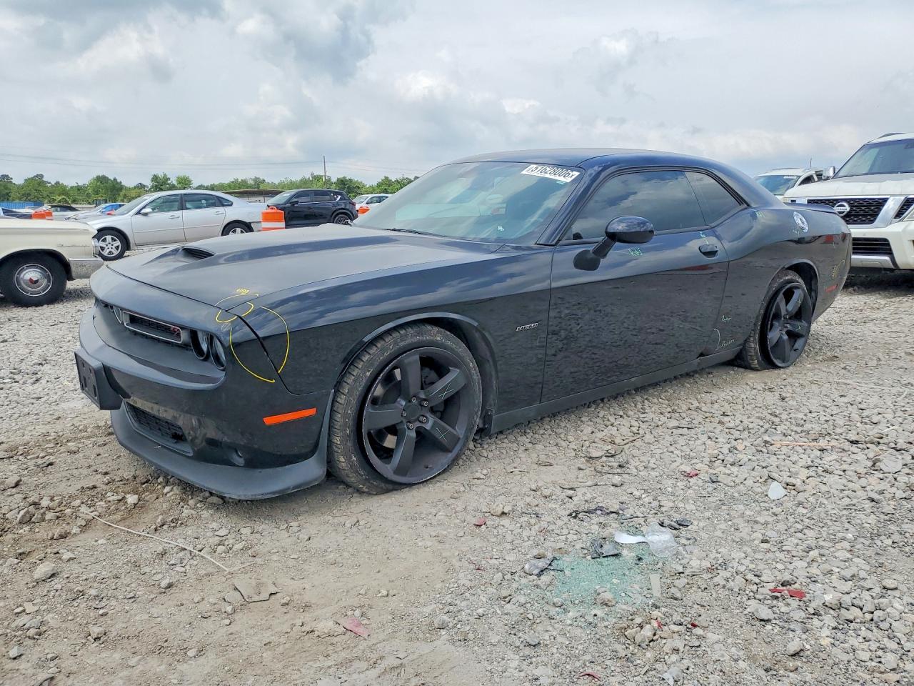 Salvage Dodge Challenger Image