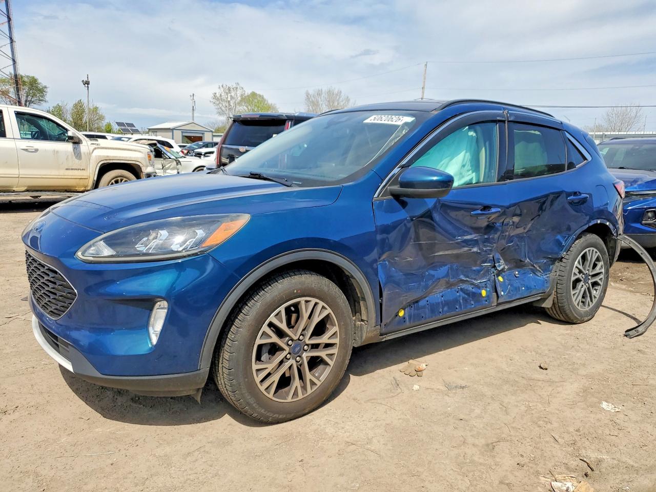 Salvage Ford Escape Image