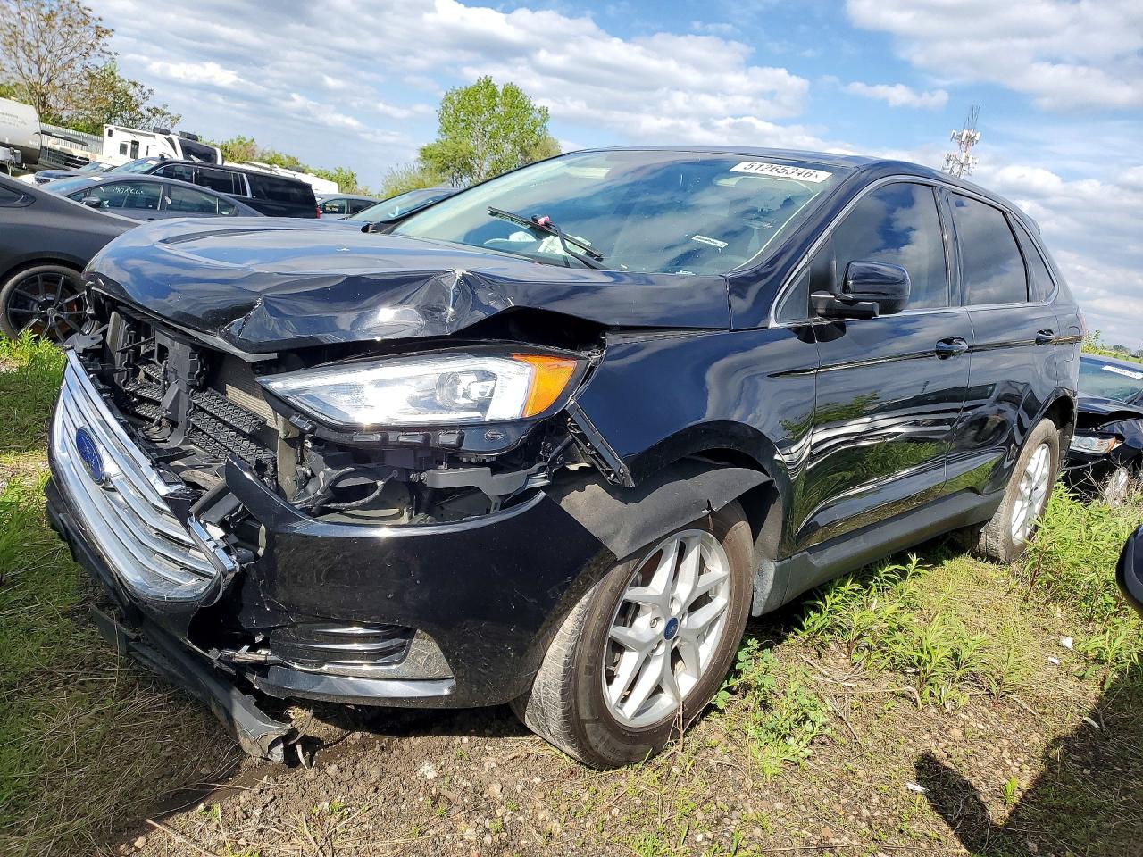 Salvage Ford Edge Image