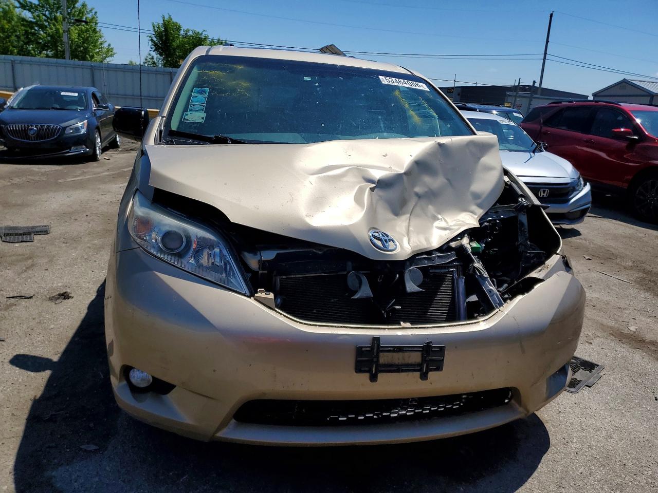 Toyota Sienna Xle 8-passenger