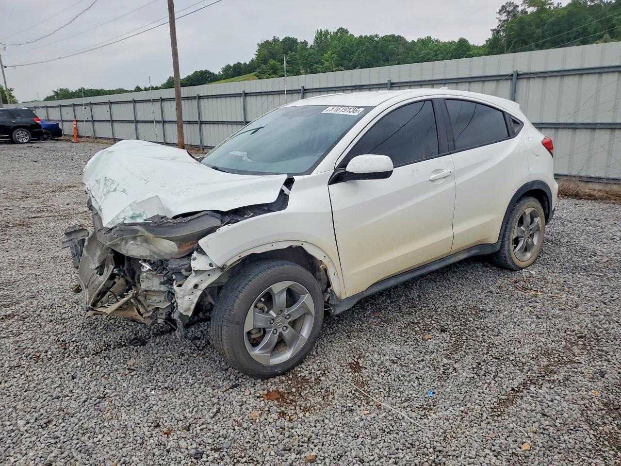 Salvage Honda HR-V Image