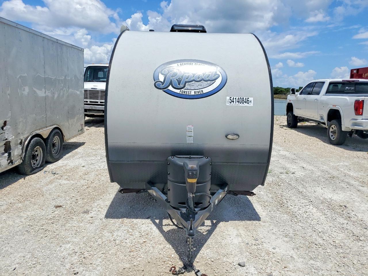 Forest River R-pod