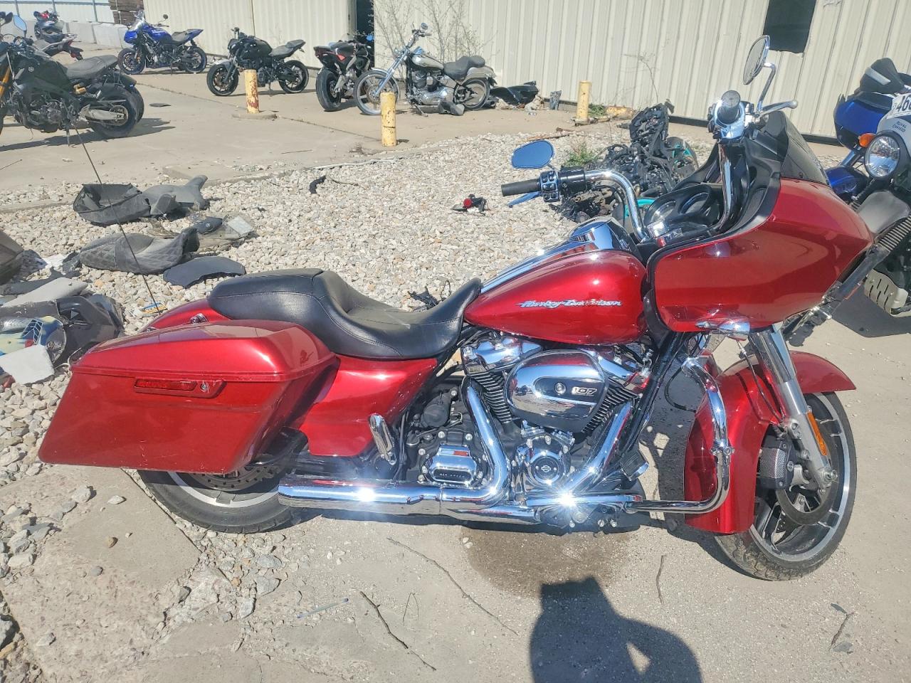 Salvage Harley-Davidson Fl Image