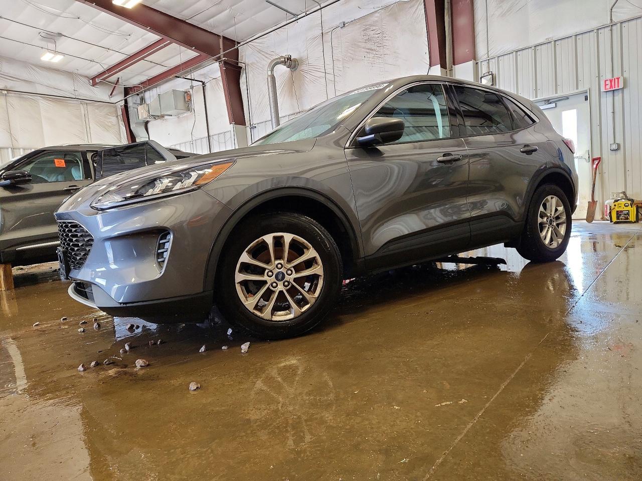 Salvage Ford Escape Image