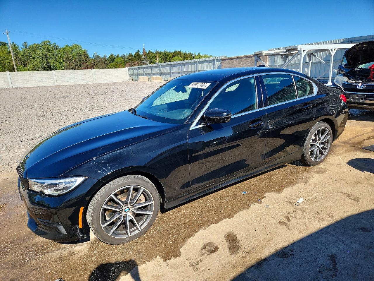 Salvage BMW 3 Series Image