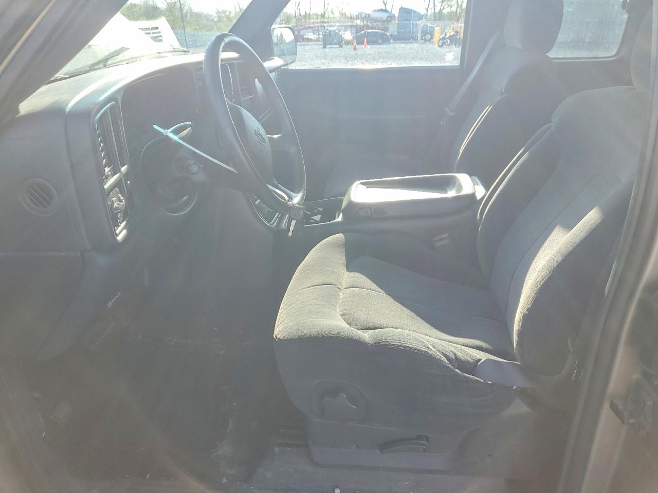 Chevrolet Silverado C1500