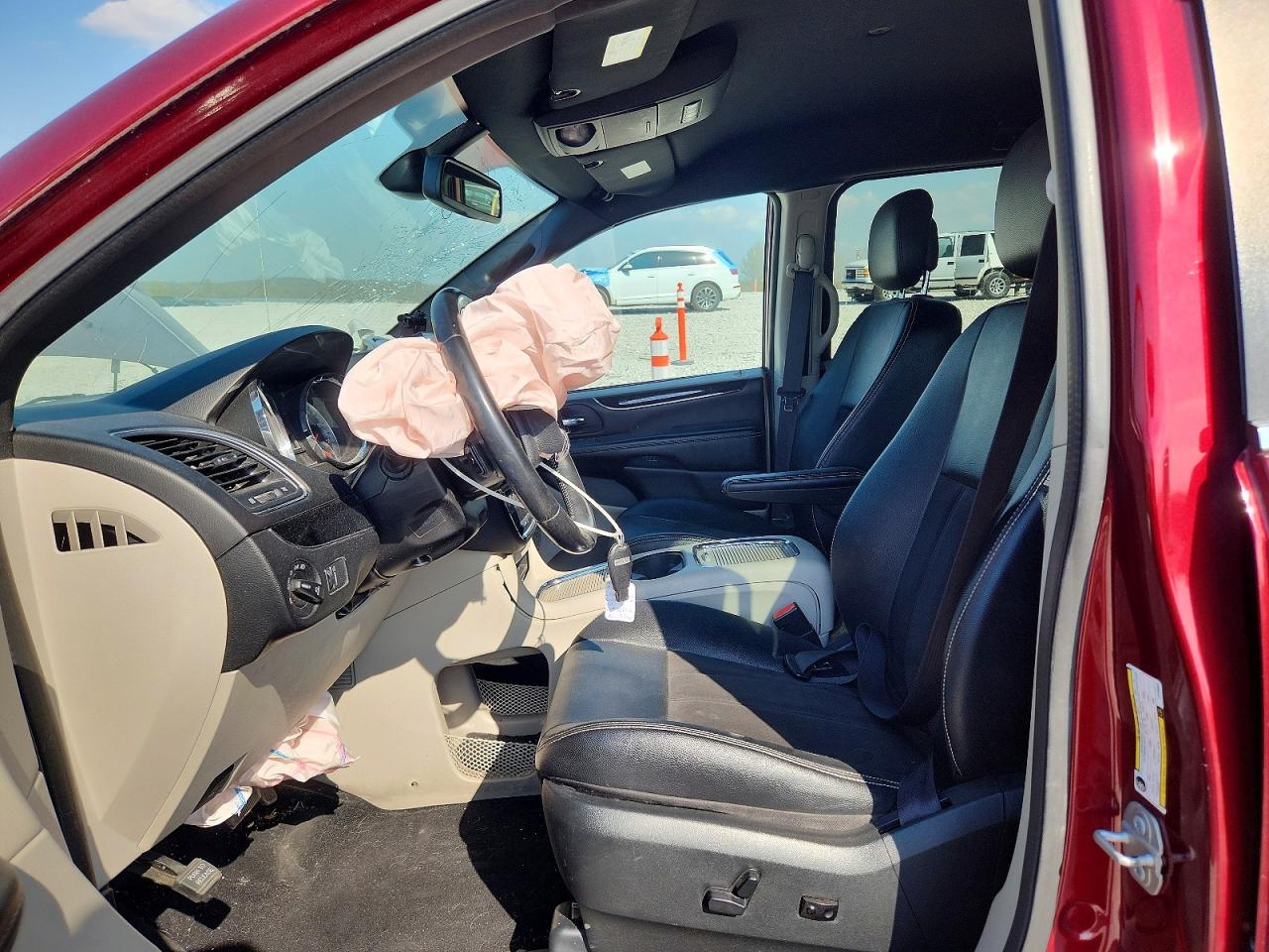 Dodge Caravan Sxt