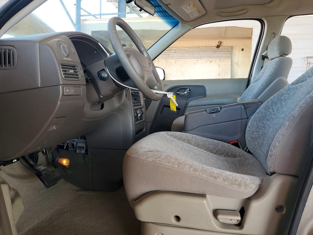 Nissan Quest Gxe