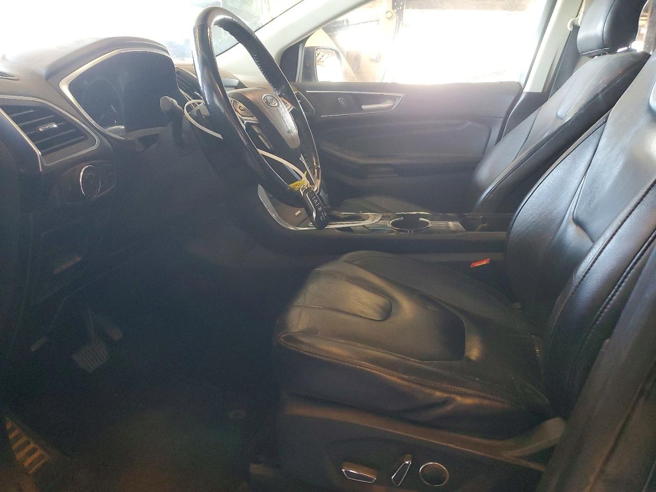 Ford Edge Titanium