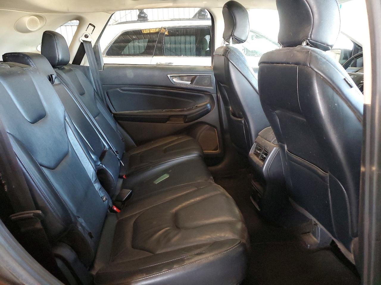 Ford Edge Titanium