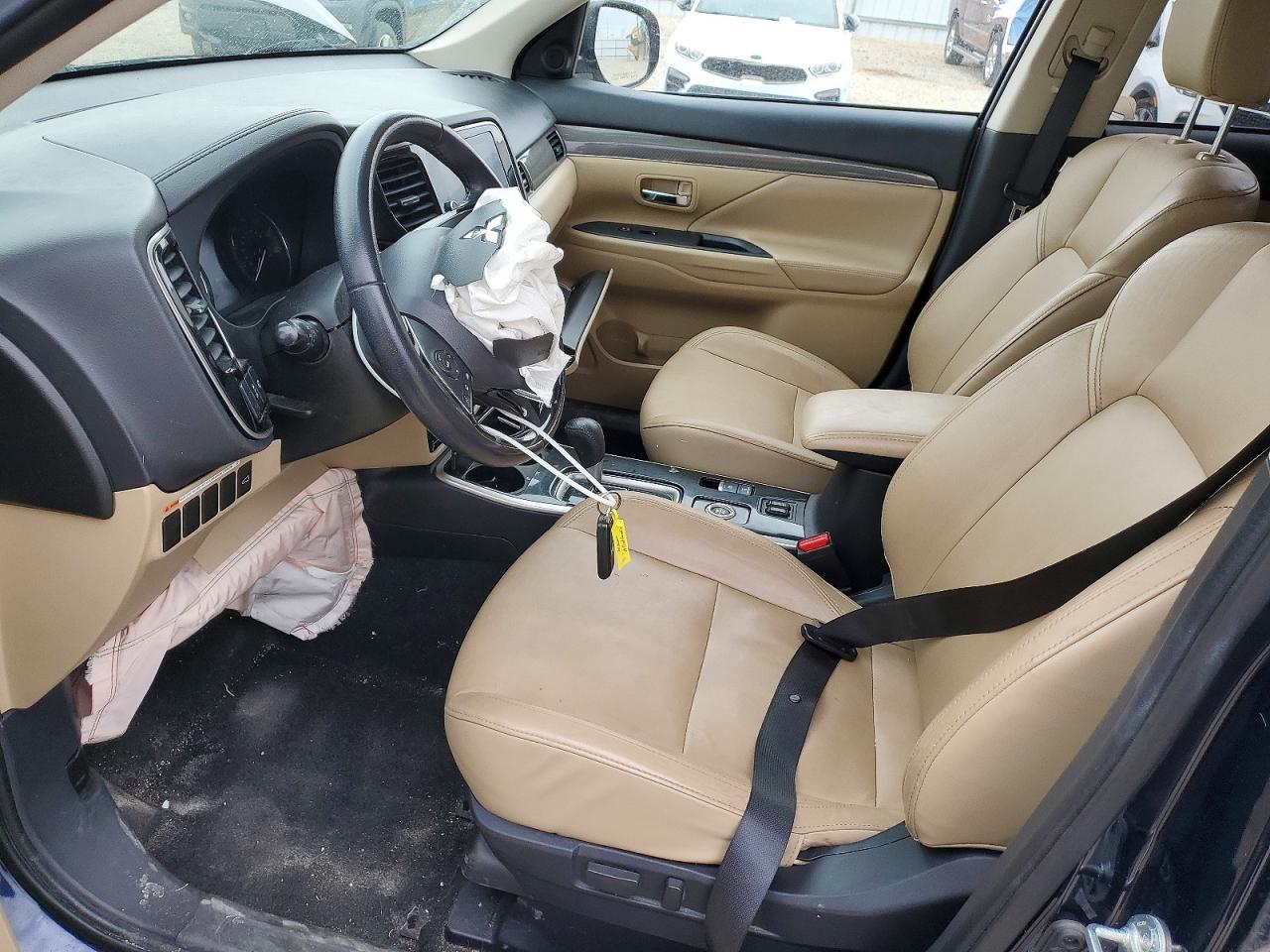 Mitsubishi Outlander Se