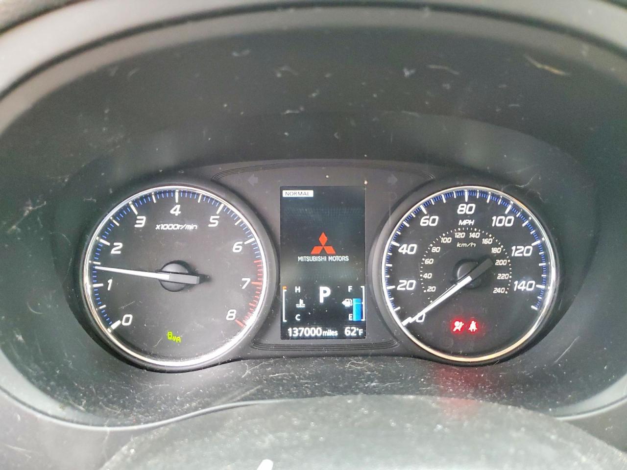 Mitsubishi Outlander Se