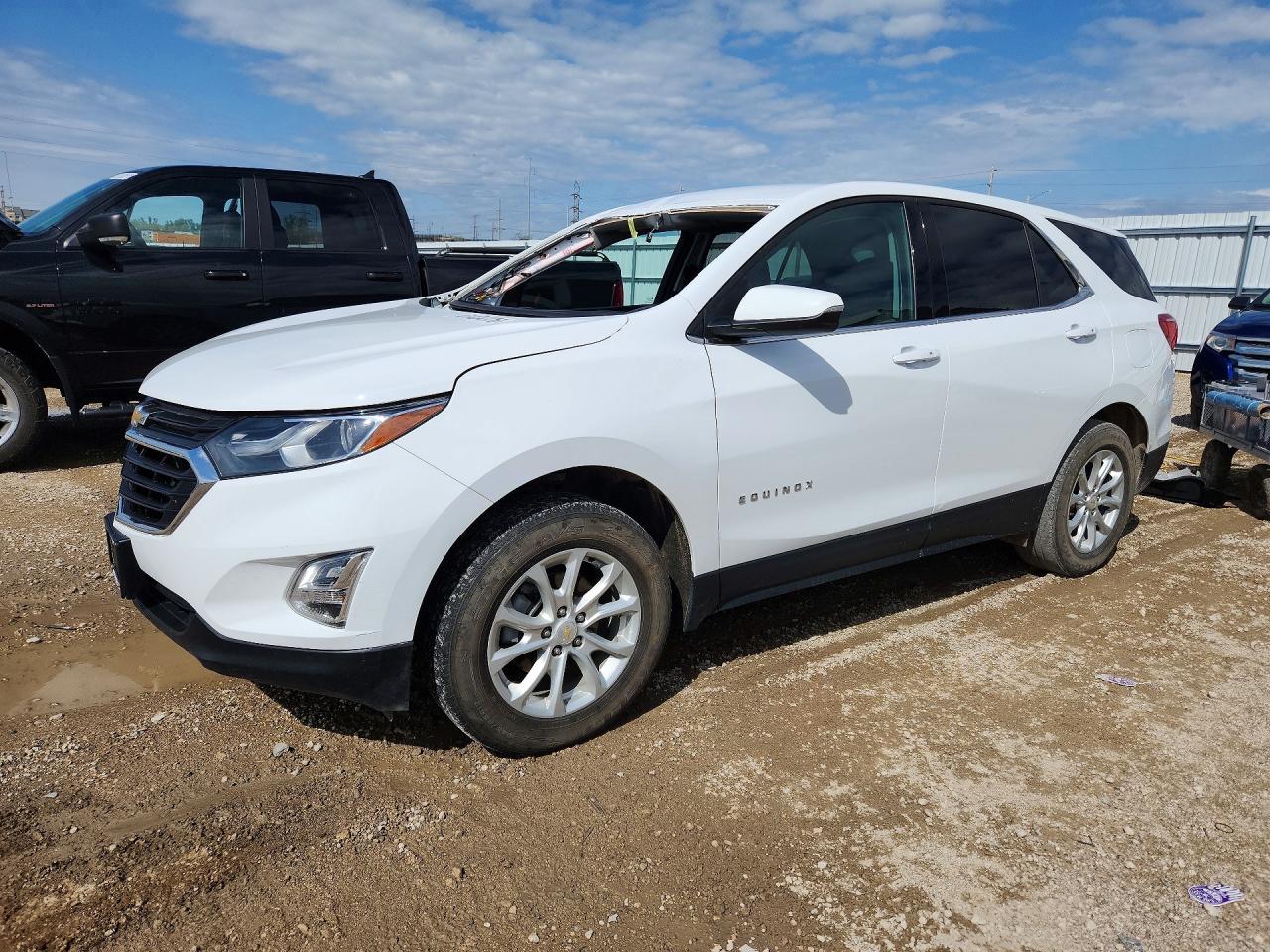 Salvage Chevrolet Equinox Image