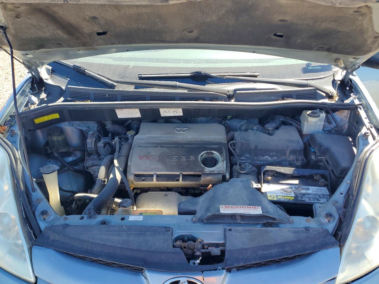 Toyota Sienna Le 7 Passenger