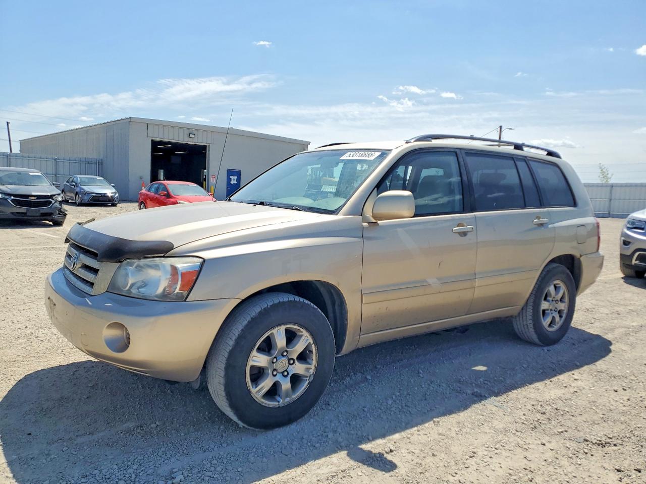 Salvage Toyota Highlander Image