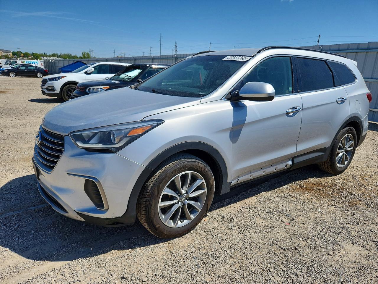 Salvage Hyundai SANTA FE Image