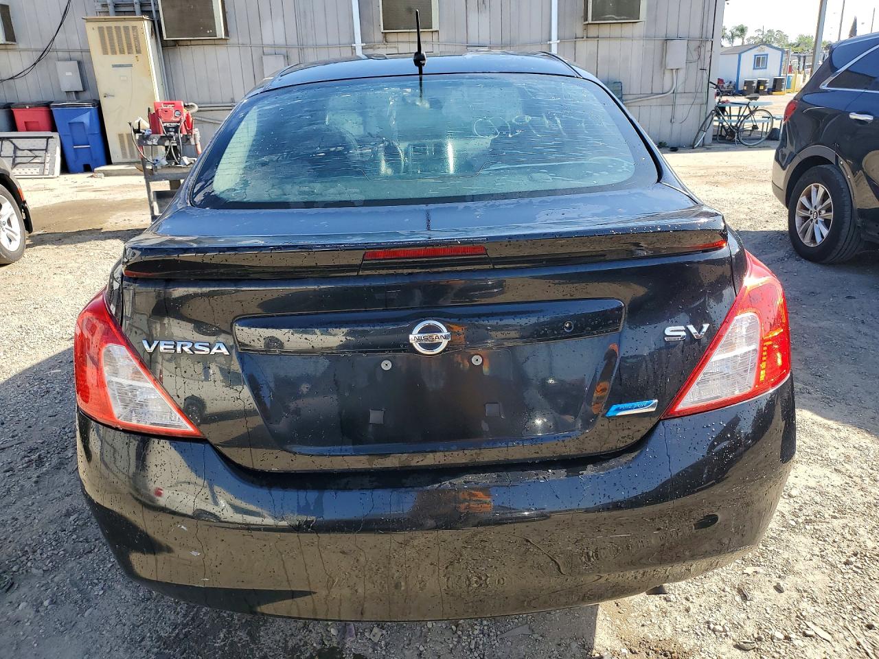 Nissan Versa 1.6 Sv