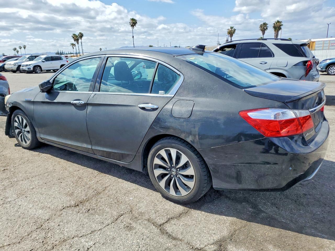 Honda Accord Touring Hybrid