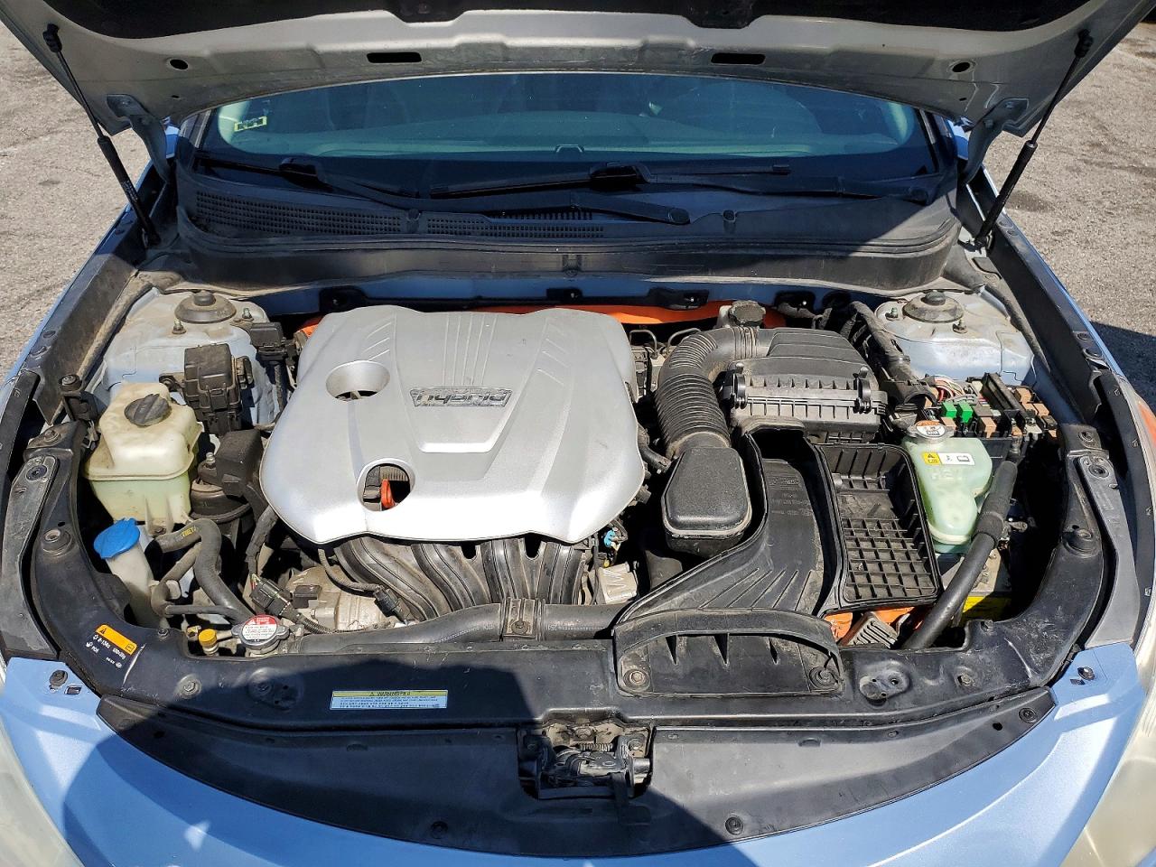 Hyundai SONATA Hybrid