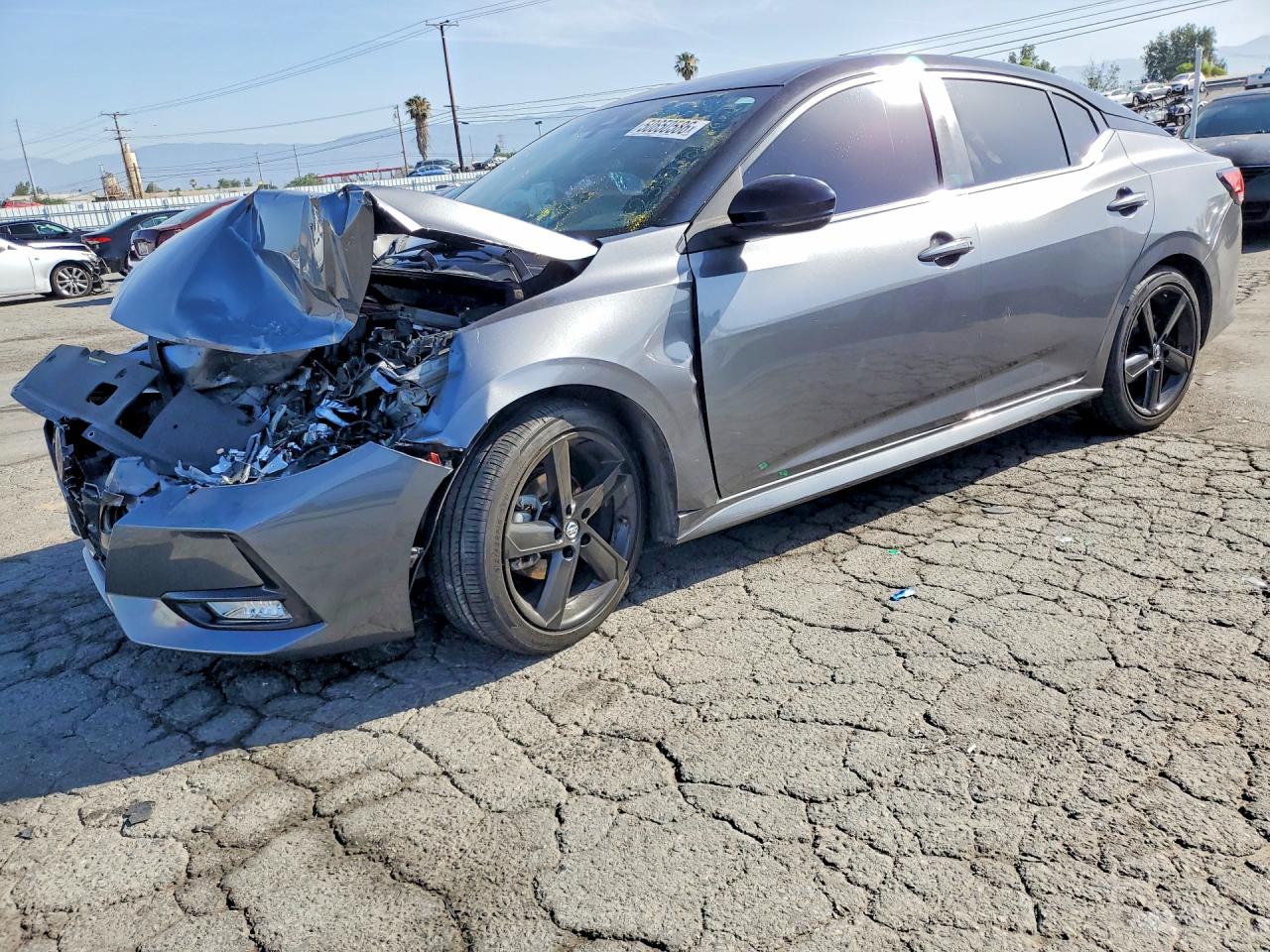 Salvage Nissan Sentra Image