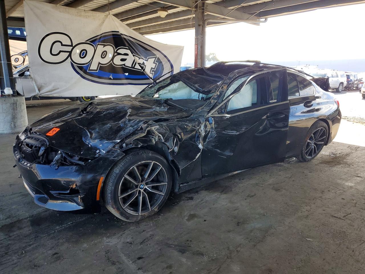 Salvage BMW 3 Series Image