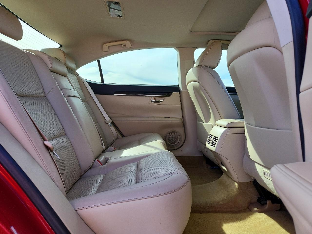 Lexus Es Base