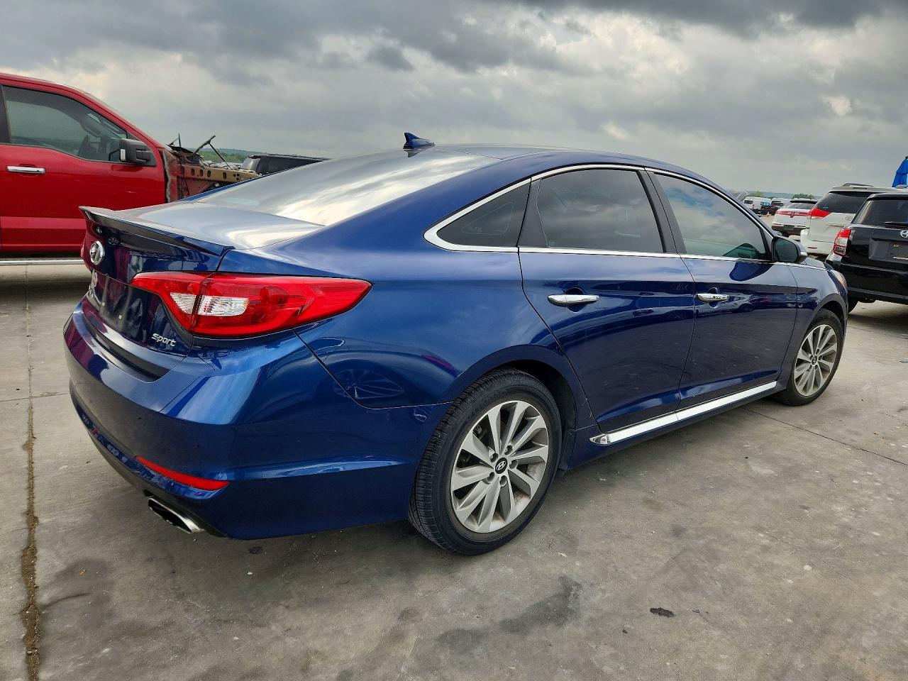 Hyundai SONATA Sport