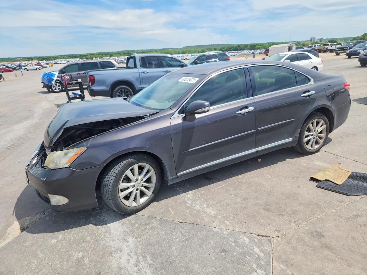 Salvage Lexus Es Image