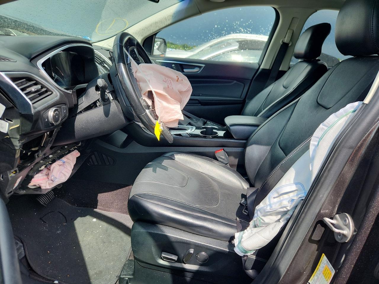 Ford Edge Titanium
