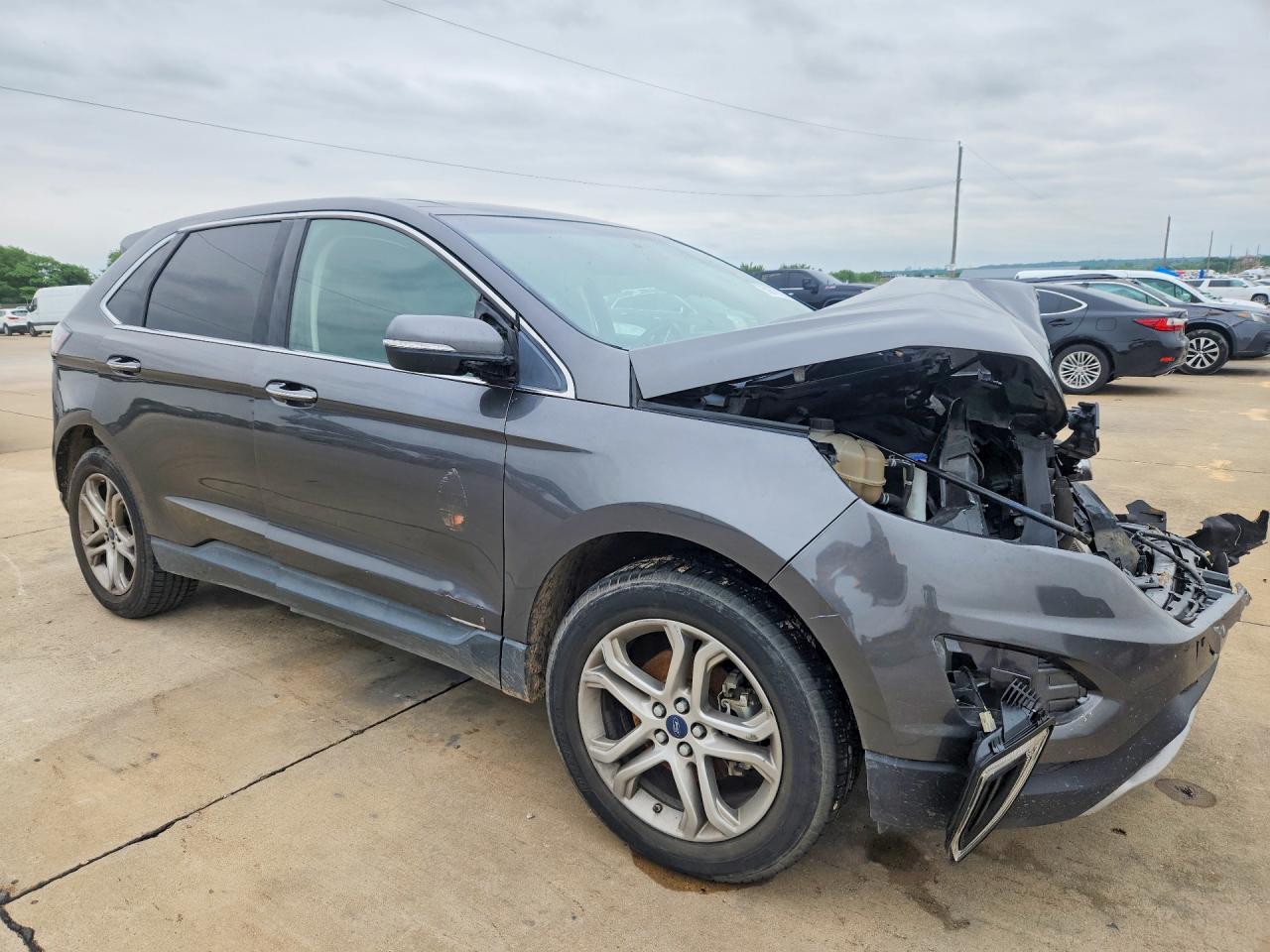 Ford Edge Titanium