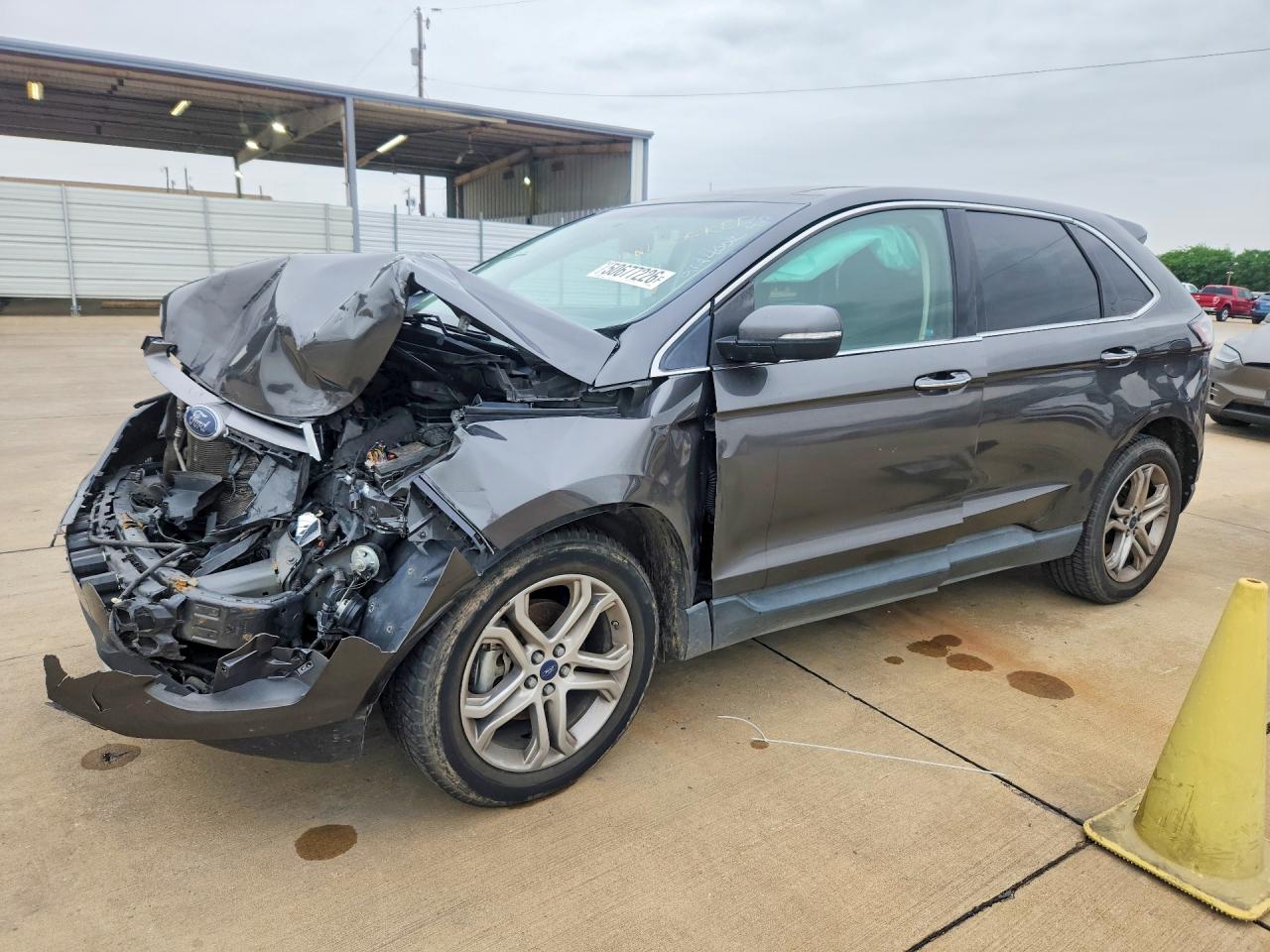 Salvage Ford Edge Image