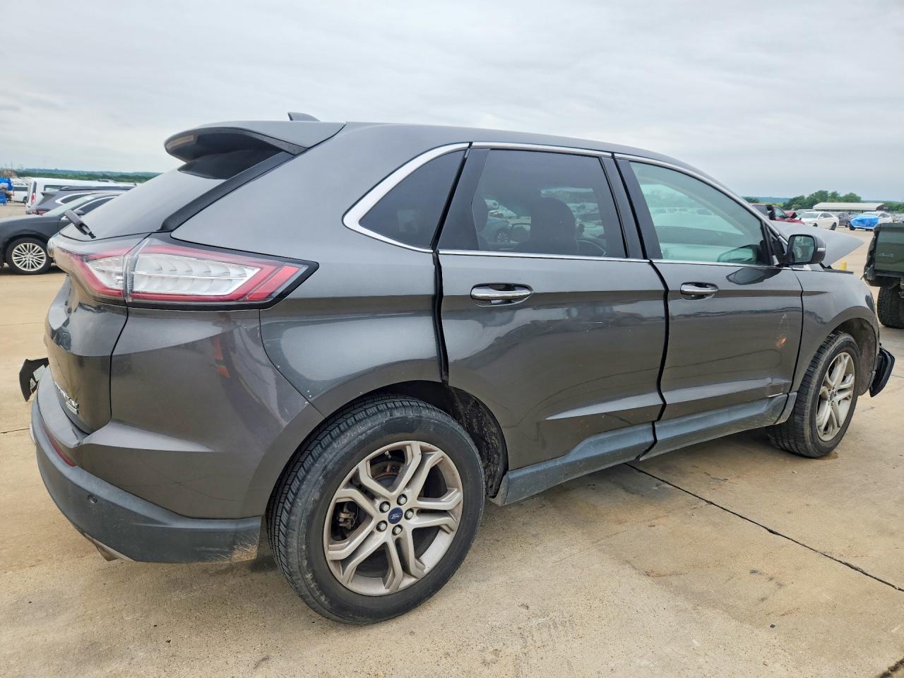 Ford Edge Titanium