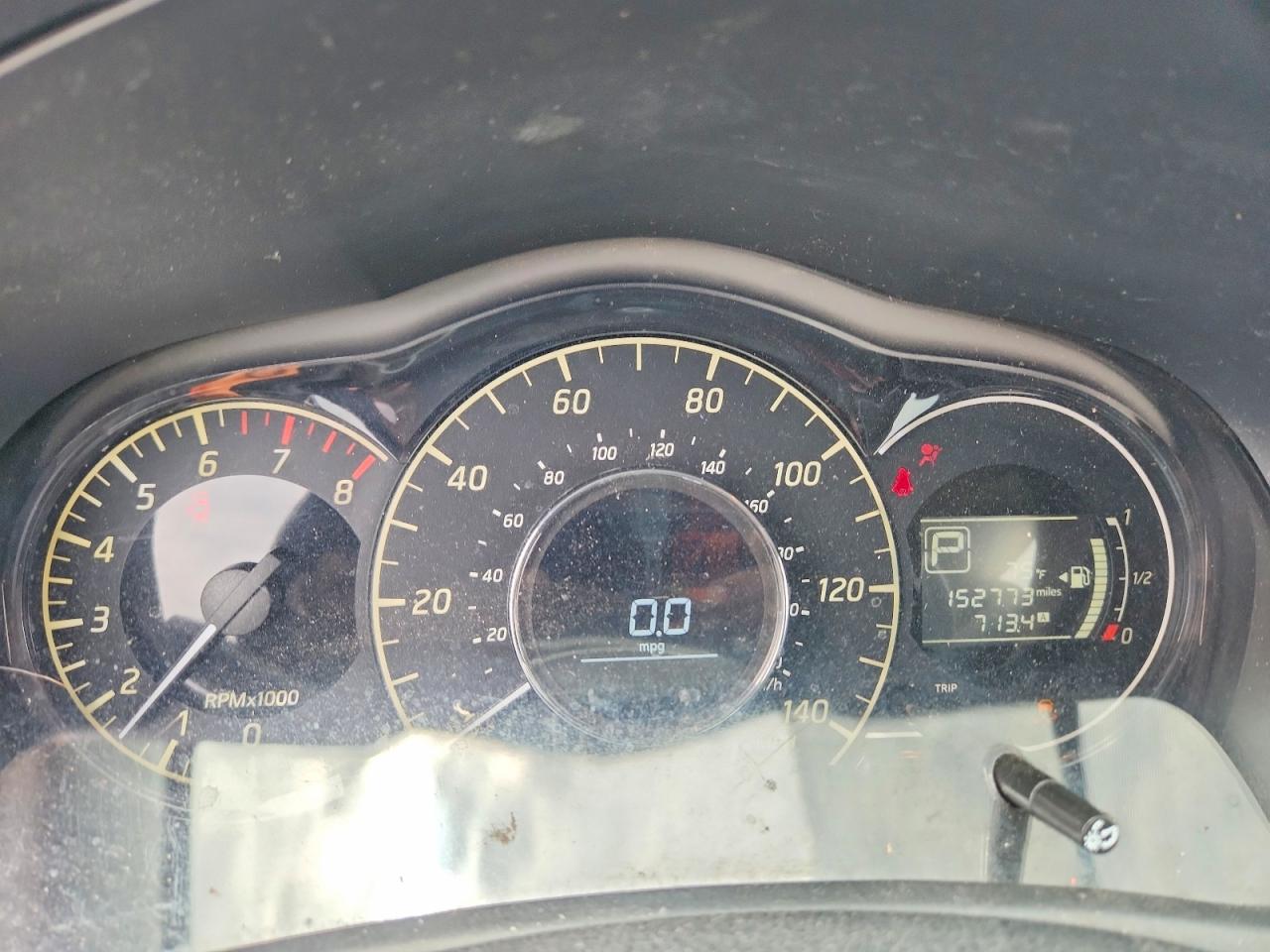 Nissan Versa Sv