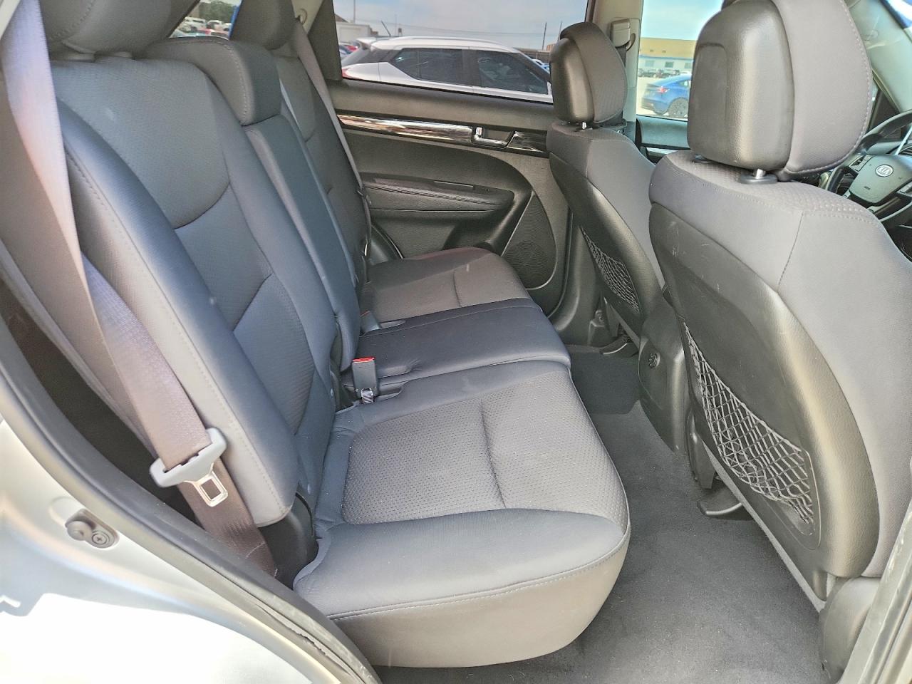 Kia Sorento Lx