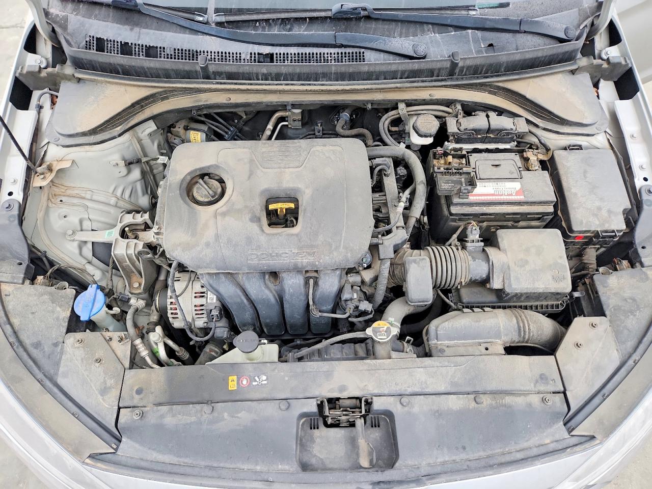 Hyundai ELANTRA Sel