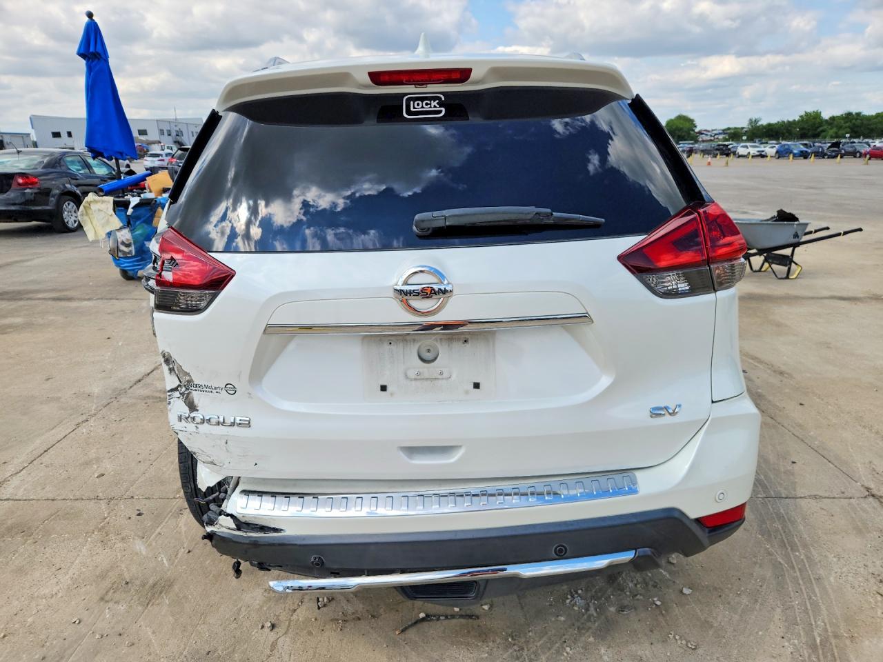 Nissan Rogue Sv