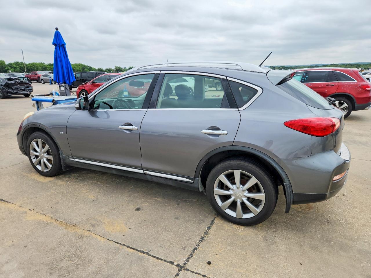 INFINITI Qx Base