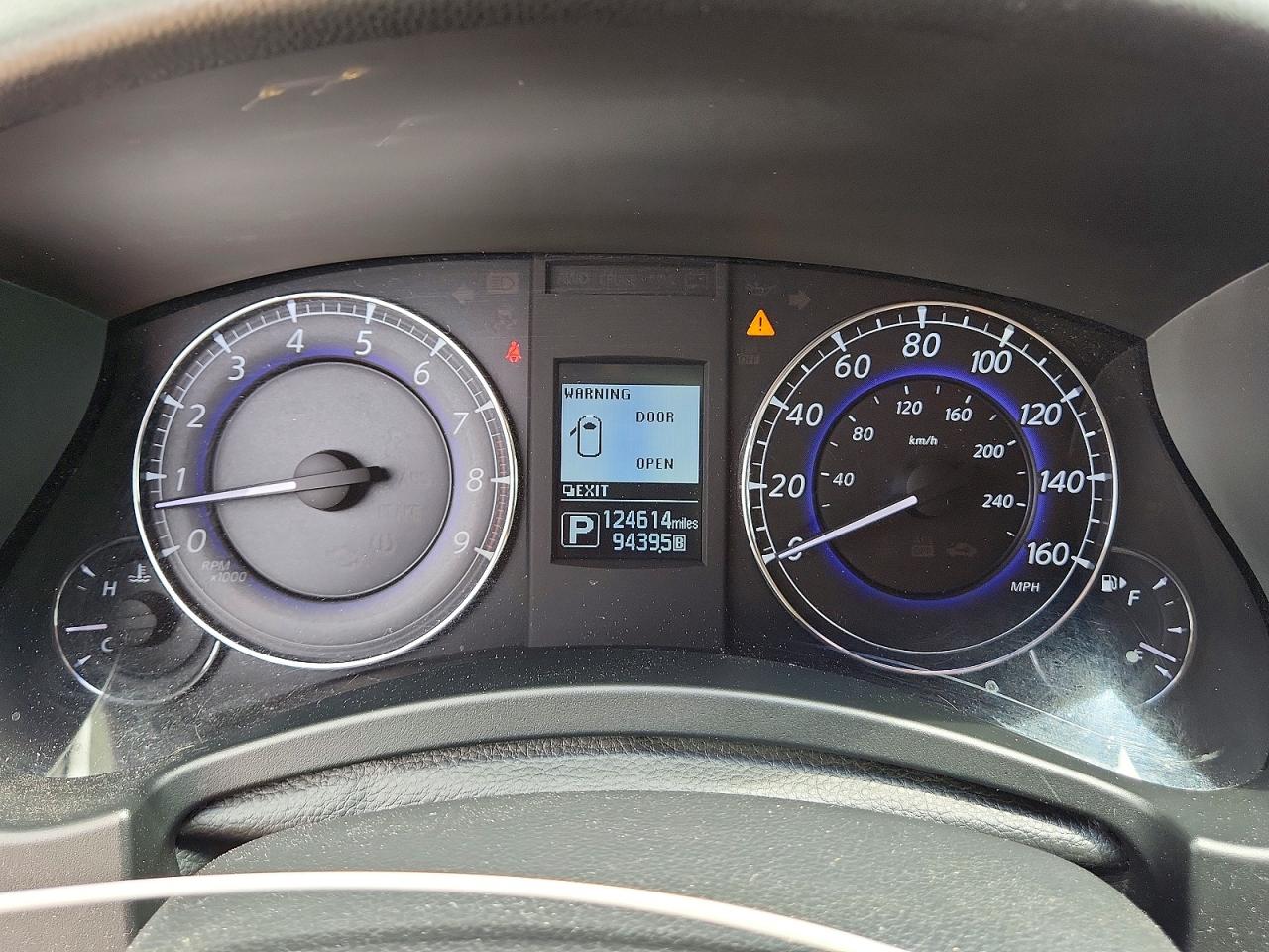 INFINITI Qx Base