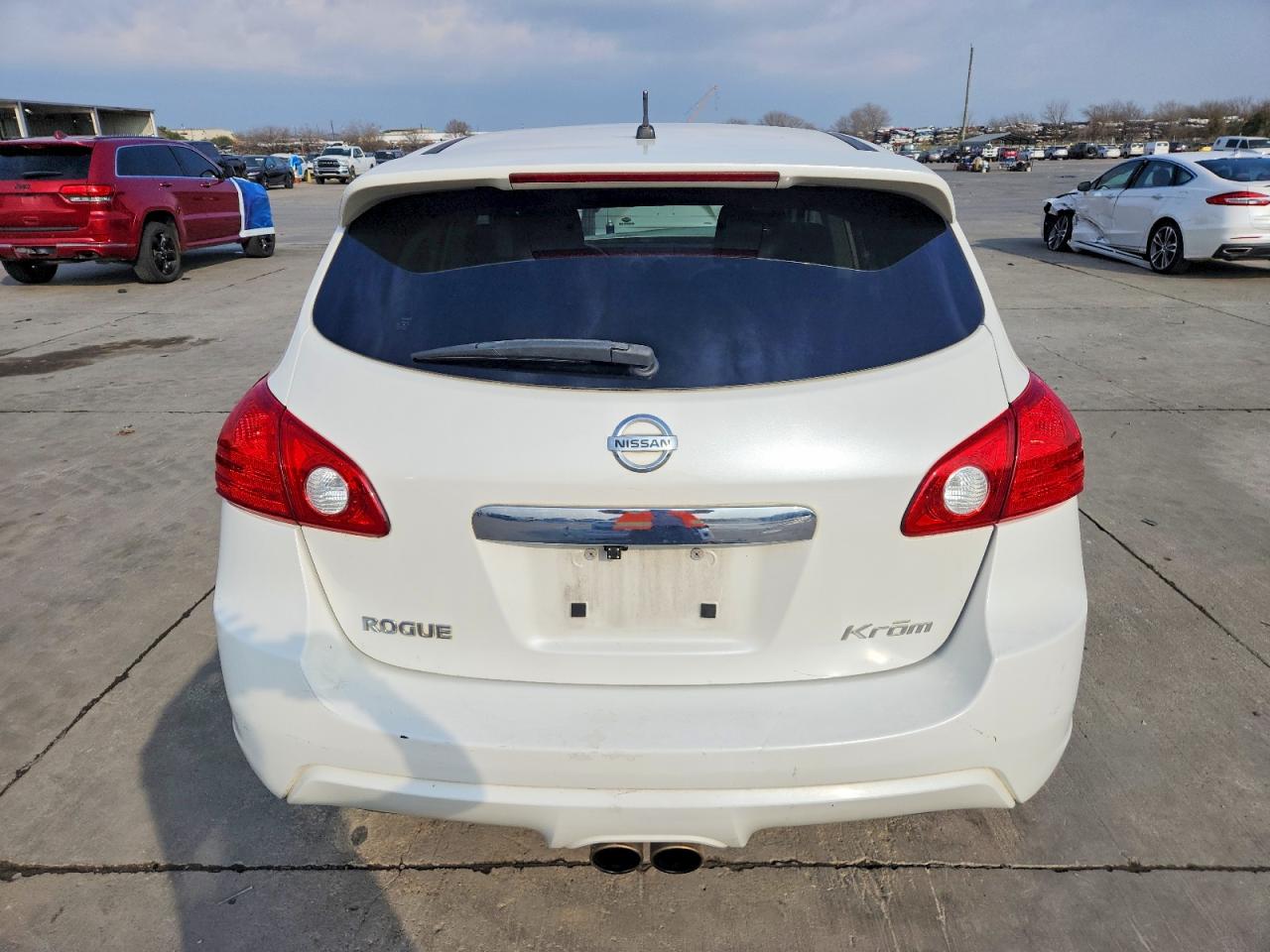 Nissan Rogue S