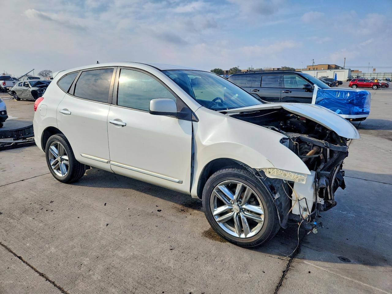 Nissan Rogue S