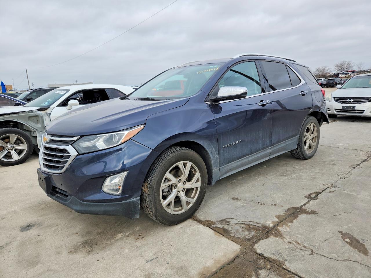 Salvage Chevrolet Equinox Image