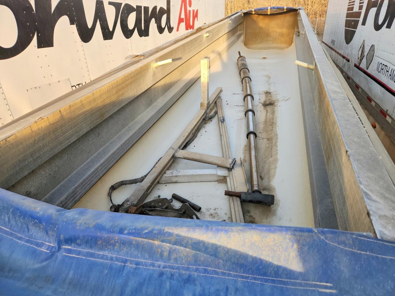 Vantage Semi Trail