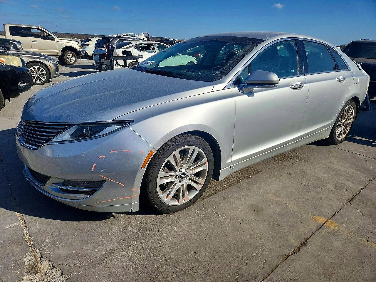 Salvage Lincoln MKZ Image