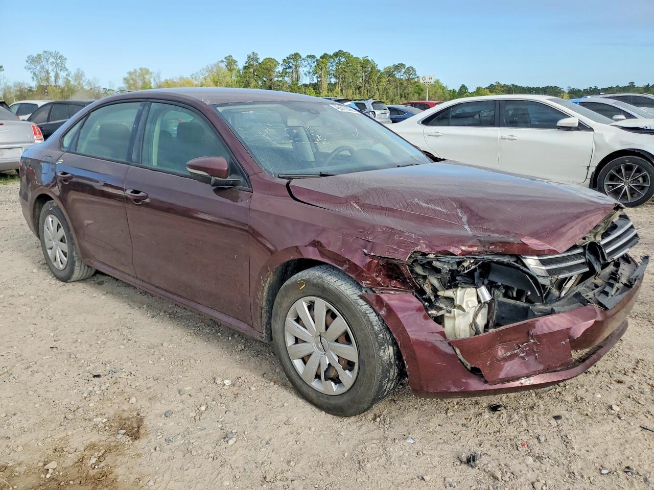 Volkswagen Passat S