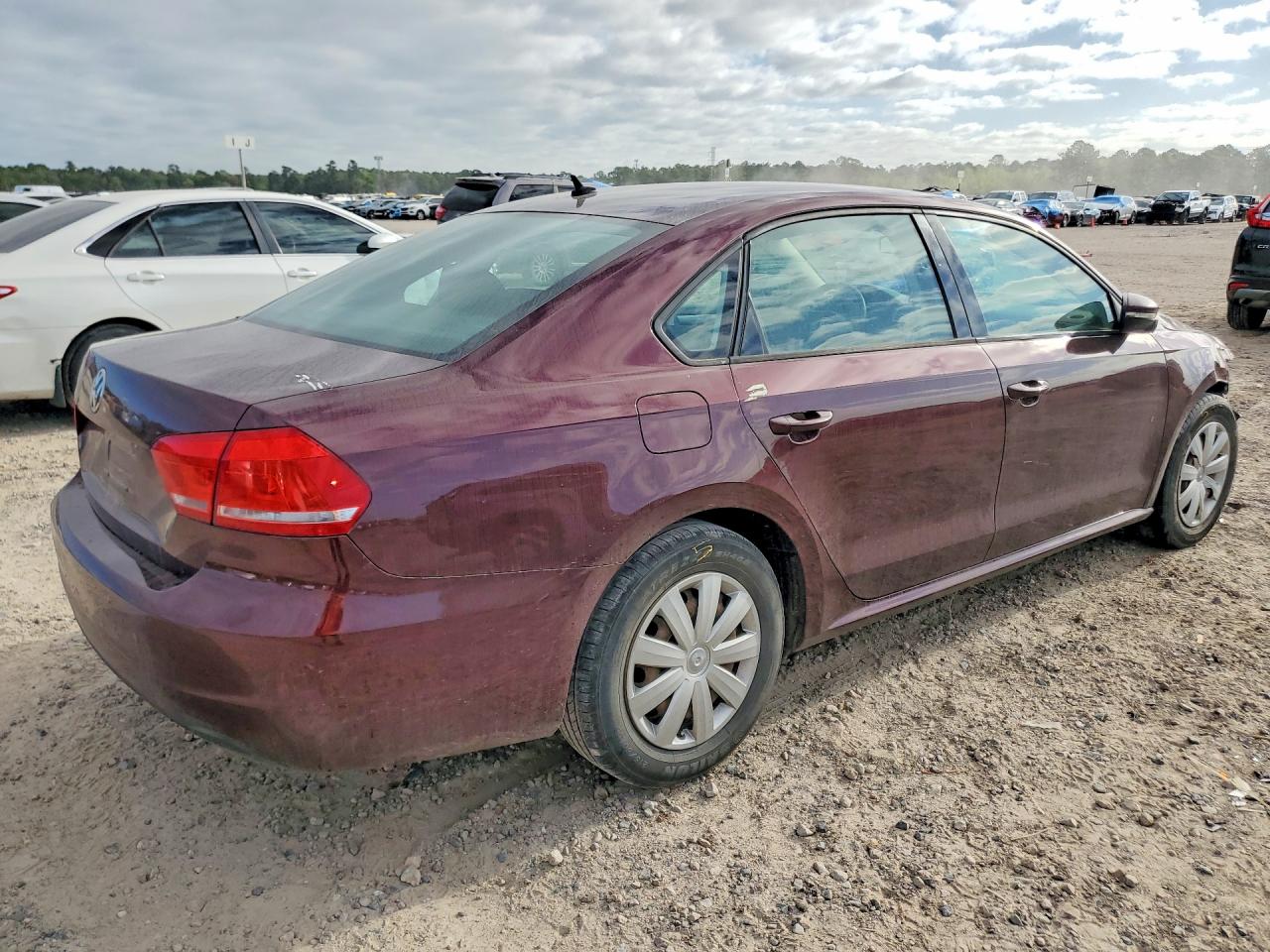 Volkswagen Passat S