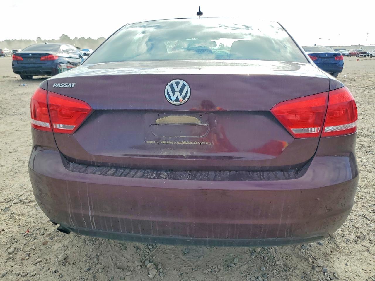 Volkswagen Passat S